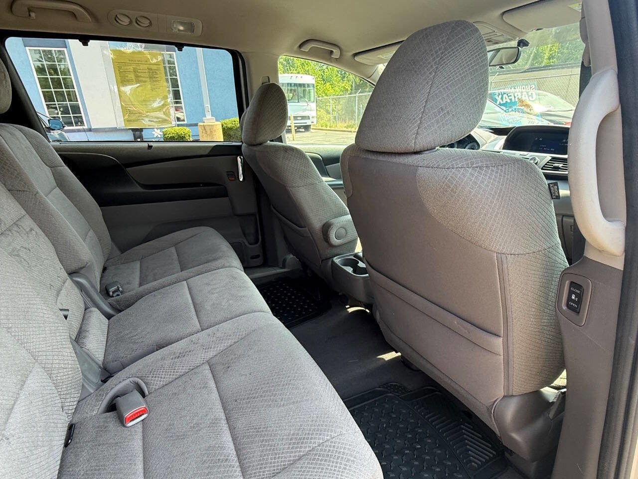 Used 2014 Honda Odyssey EX image 24