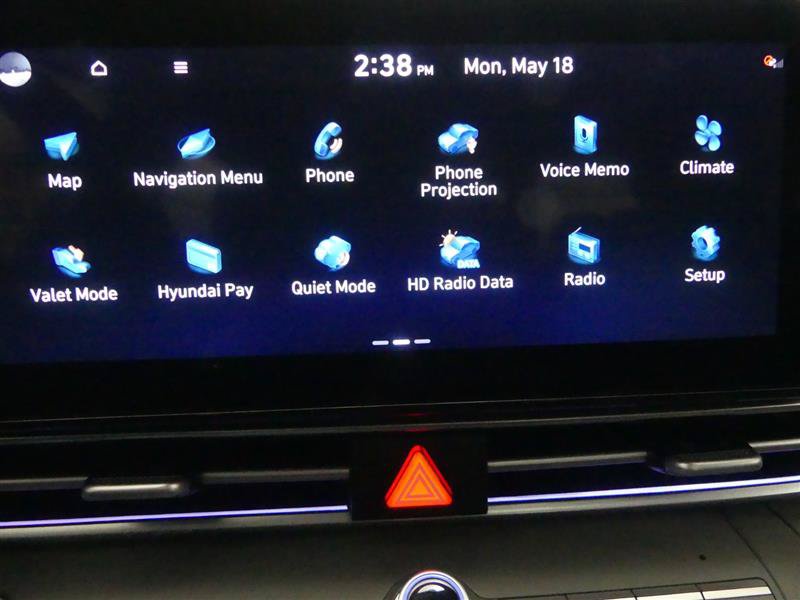 Used 2025 Hyundai Elantra SEL FWD image 13