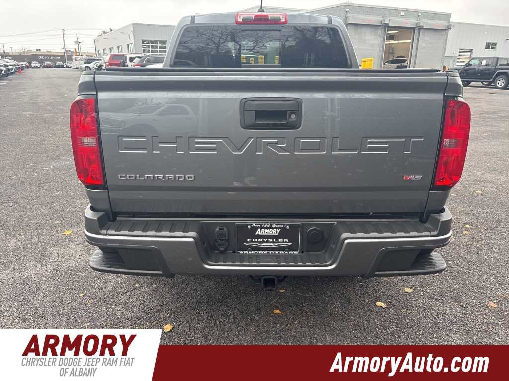 Used 2022 Chevrolet Colorado LT w/ LT Convenience Package image 5