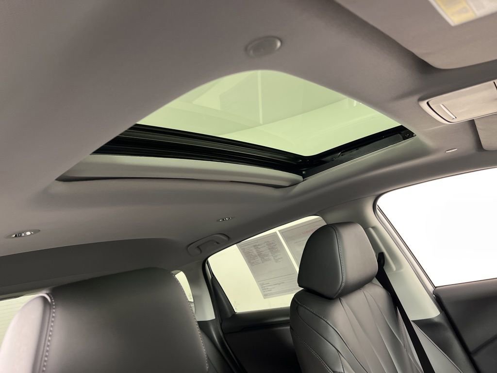 Certified 2025 Acura ADX FWD image 5