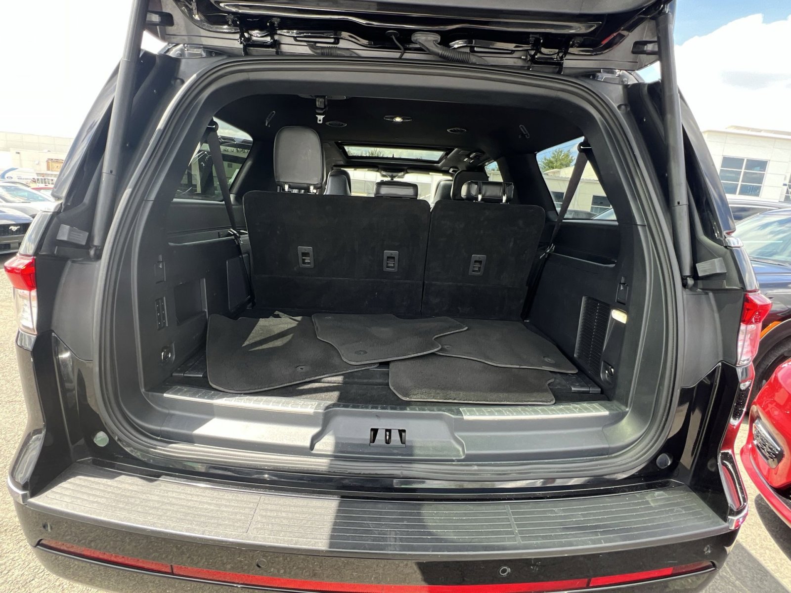 Used 2022 Lincoln Navigator L Reserve AWD/4WD image 35