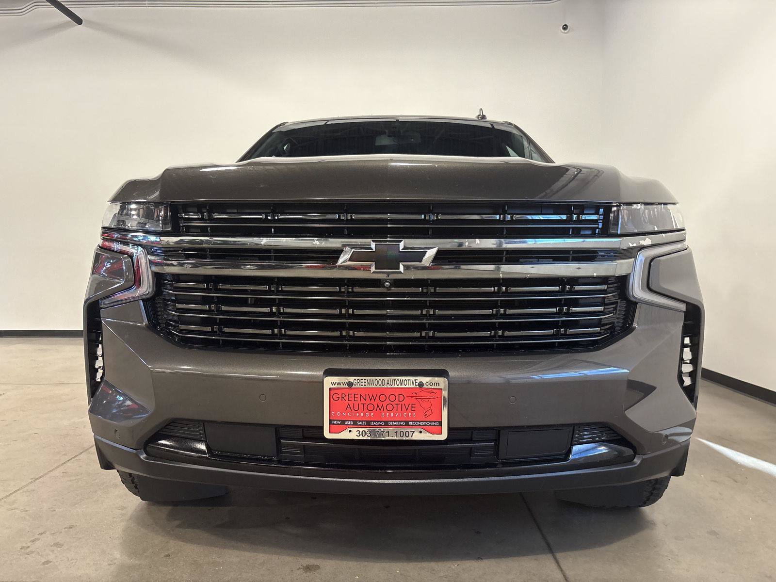Used 2021 Chevrolet Suburban RST w/ Luxury Package AWD/4WD image 13
