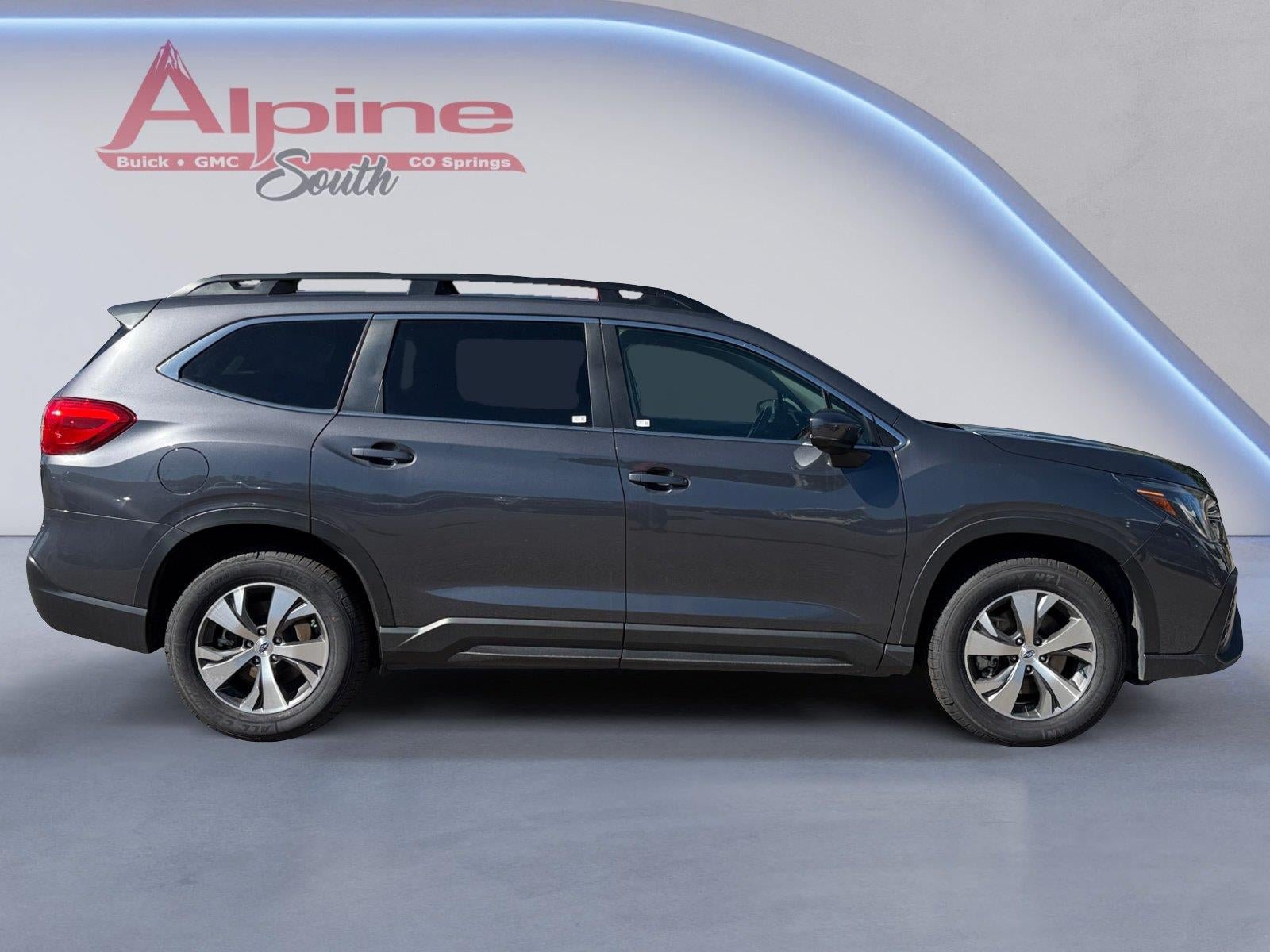 Used 2025 Subaru Ascent Premium AWD/4WD image 6