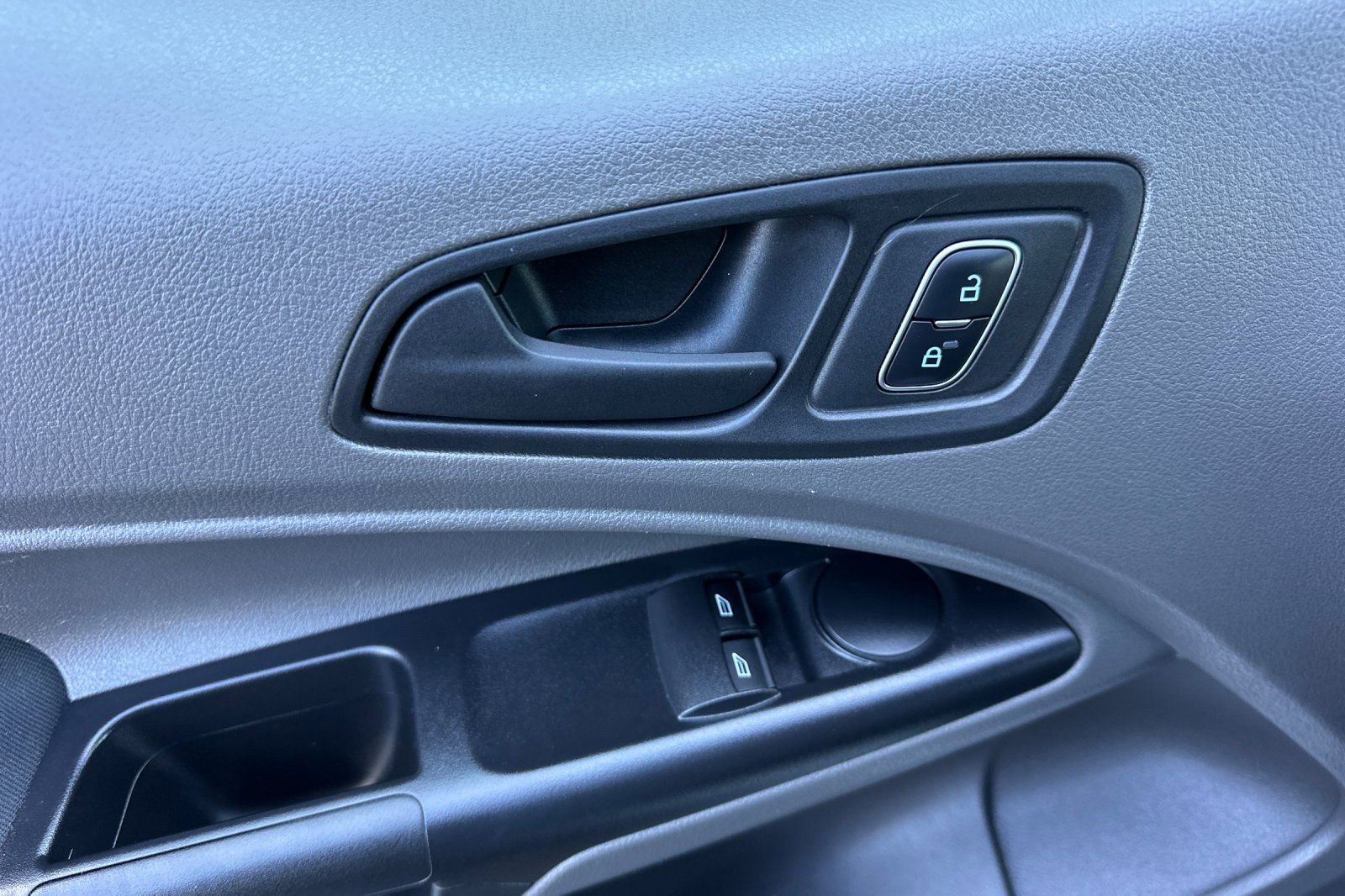 Certified 2023 Ford Transit Connect XL image 13