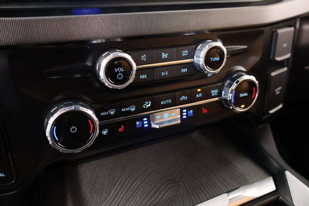 Used 2024 Ford F350 Platinum w/ FX4 Off-Road Package image 8