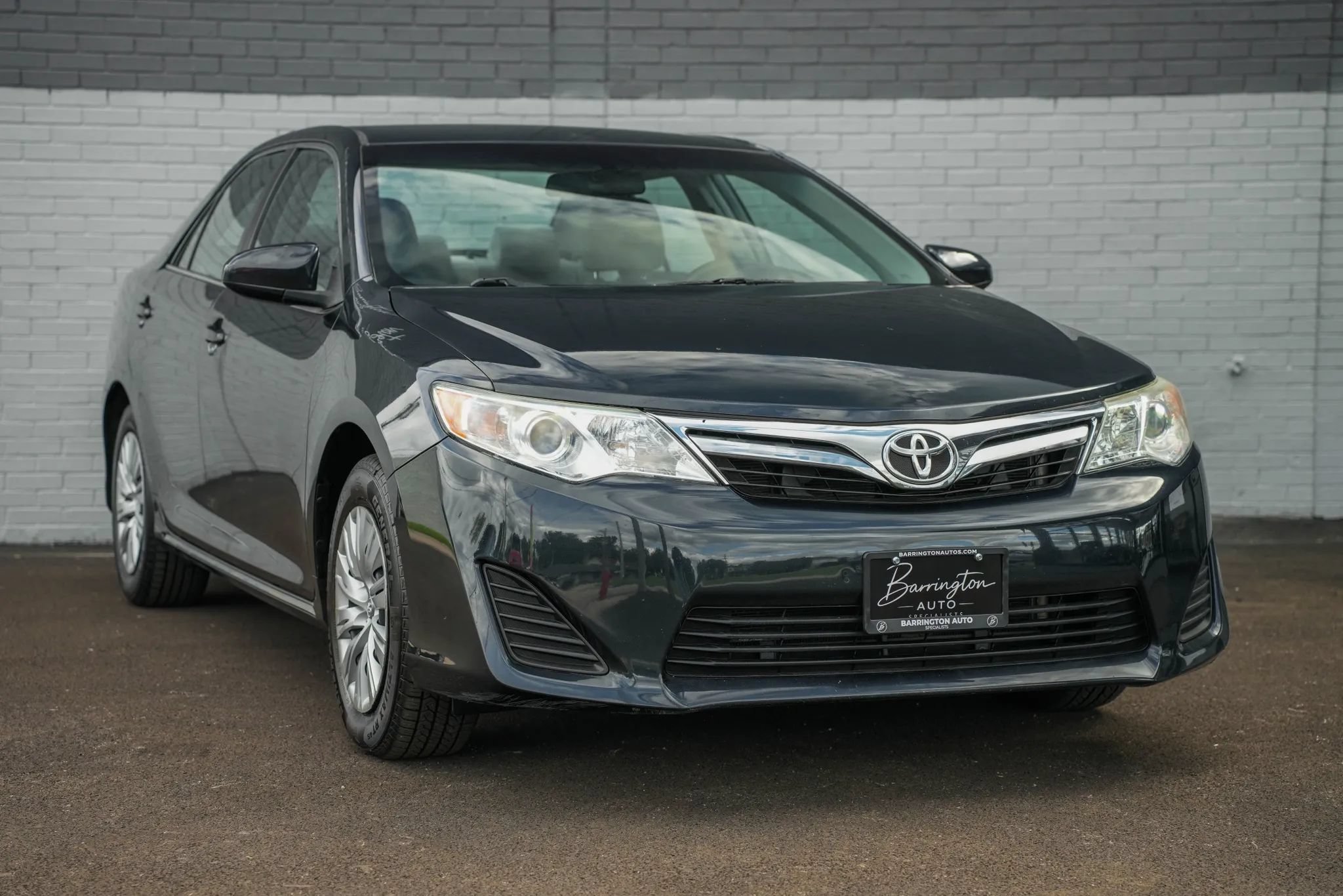 Used 2014 Toyota Camry LE FWD image 3