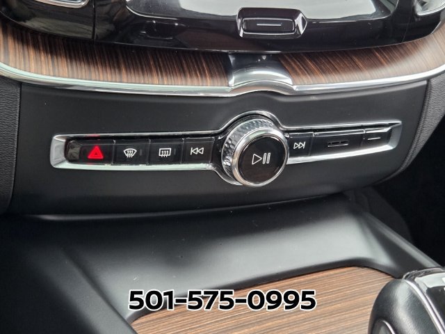 Used 2021 Volvo XC60 T5 Momentum w/ Protection Package Premier AWD/4WD image 28