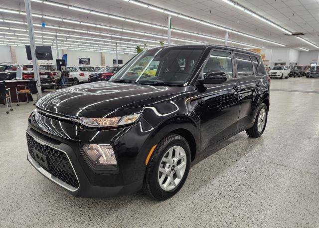 Used 2020 Kia Soul S FWD image 3