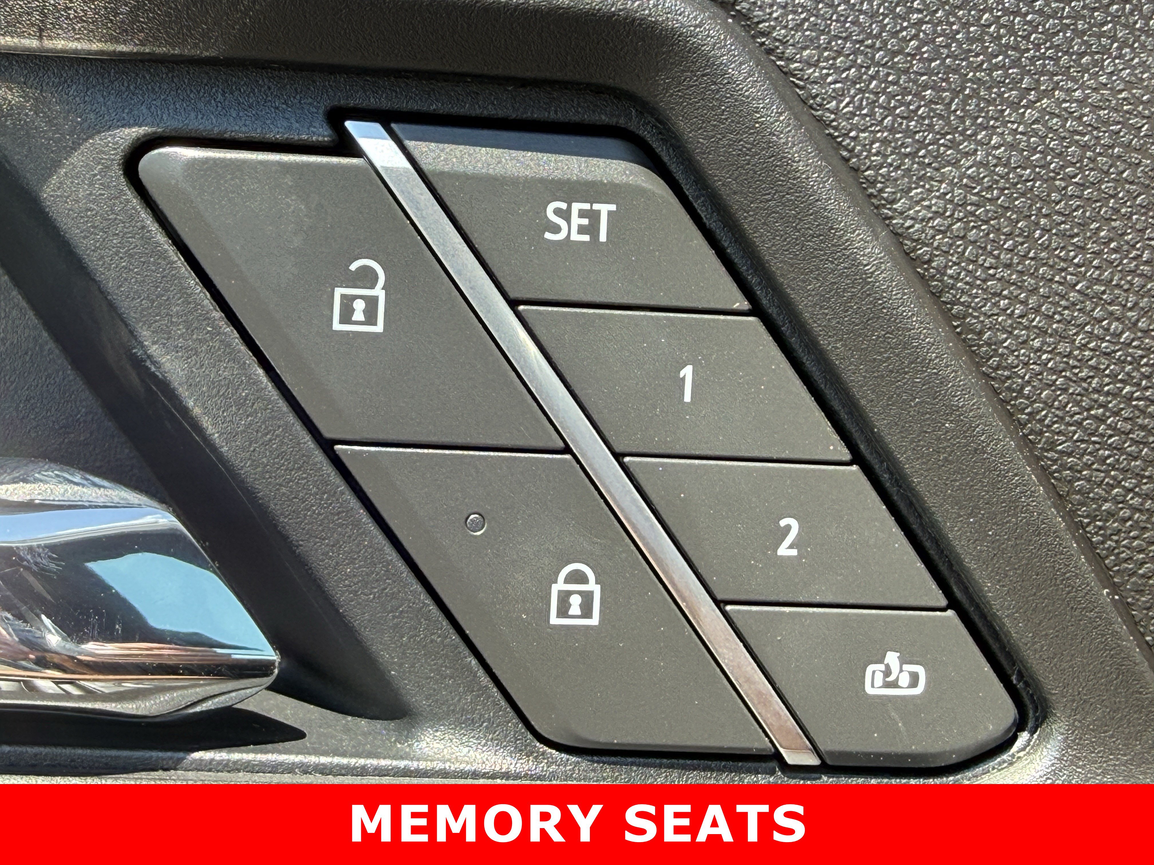 New 2026 GMC Canyon AT4 w/ Technology Plus Package AWD/4WD image 19