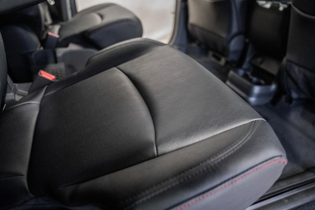 Used 2026 Toyota Sienna XSE image 33