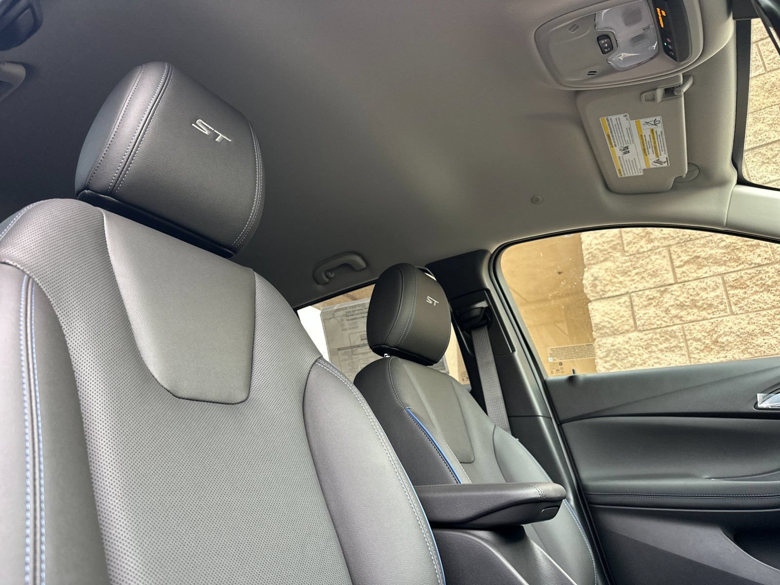 New 2026 Buick Encore GX Sport Touring FWD image 17