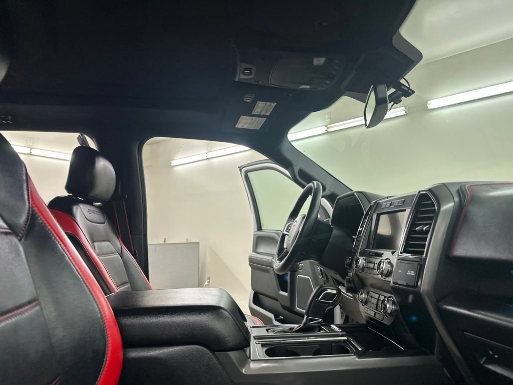 Used 2019 Ford F150 Lariat w/ Equipment Group 502A Luxury AWD/4WD image 26