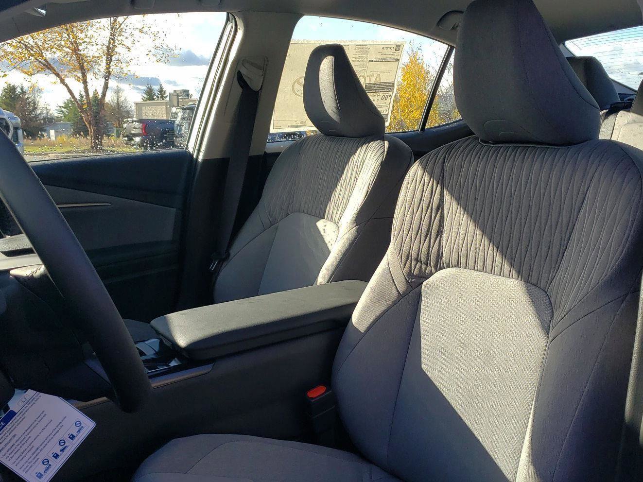 Used 2026 Toyota Camry LE w/ Convenience Package image 15