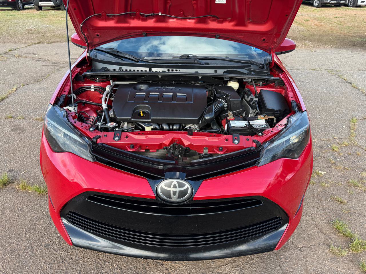 Used 2018 Toyota Corolla LE image 22