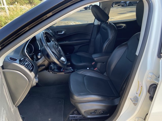 Used 2020 Jeep Compass Limited AWD/4WD image 33