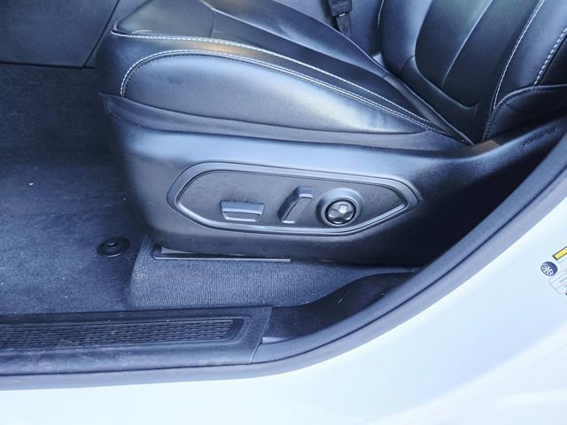 Used 2024 Jeep Grand Cherokee Limited w/ Black Appearance Package image 33