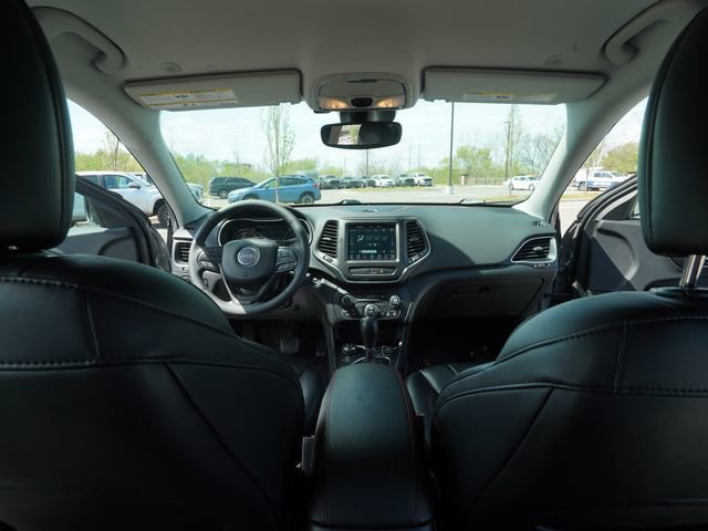 Used 2022 Jeep Cherokee Trailhawk AWD/4WD image 24