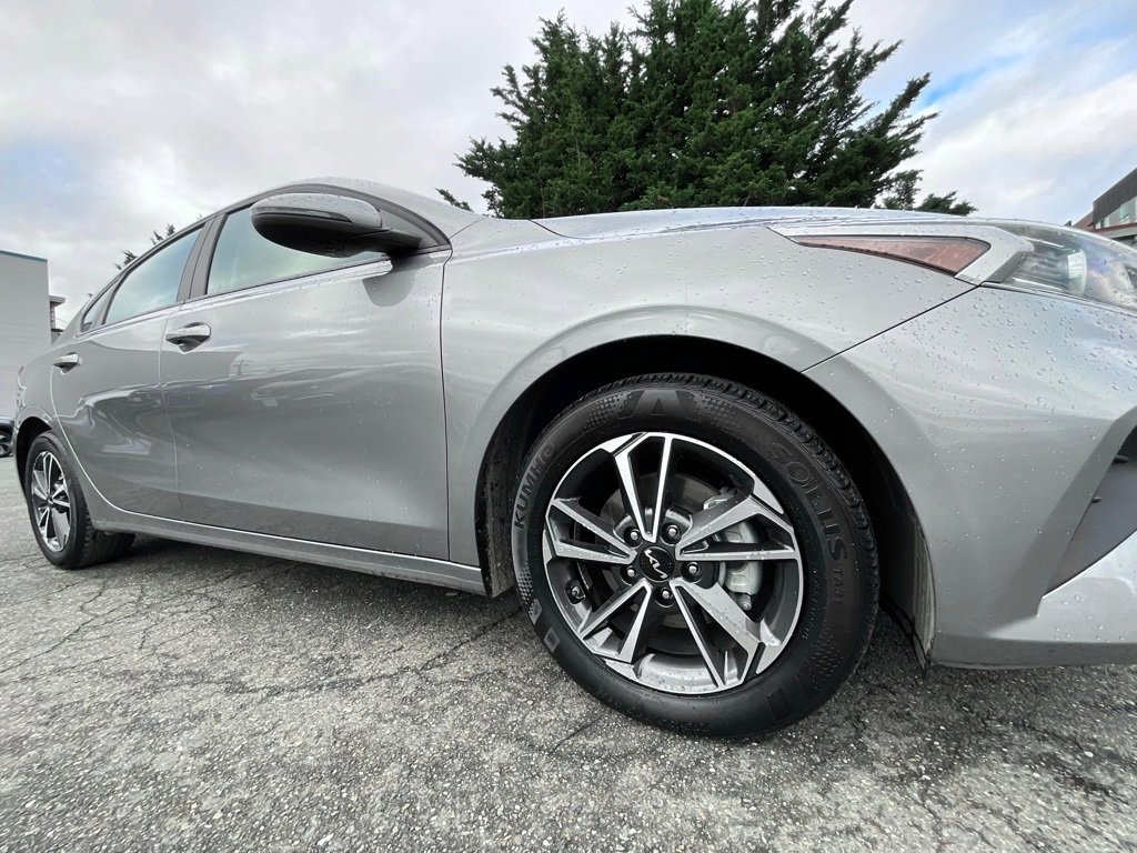 Used 2023 Kia Forte LXS w/ LXS Technology Package image 10