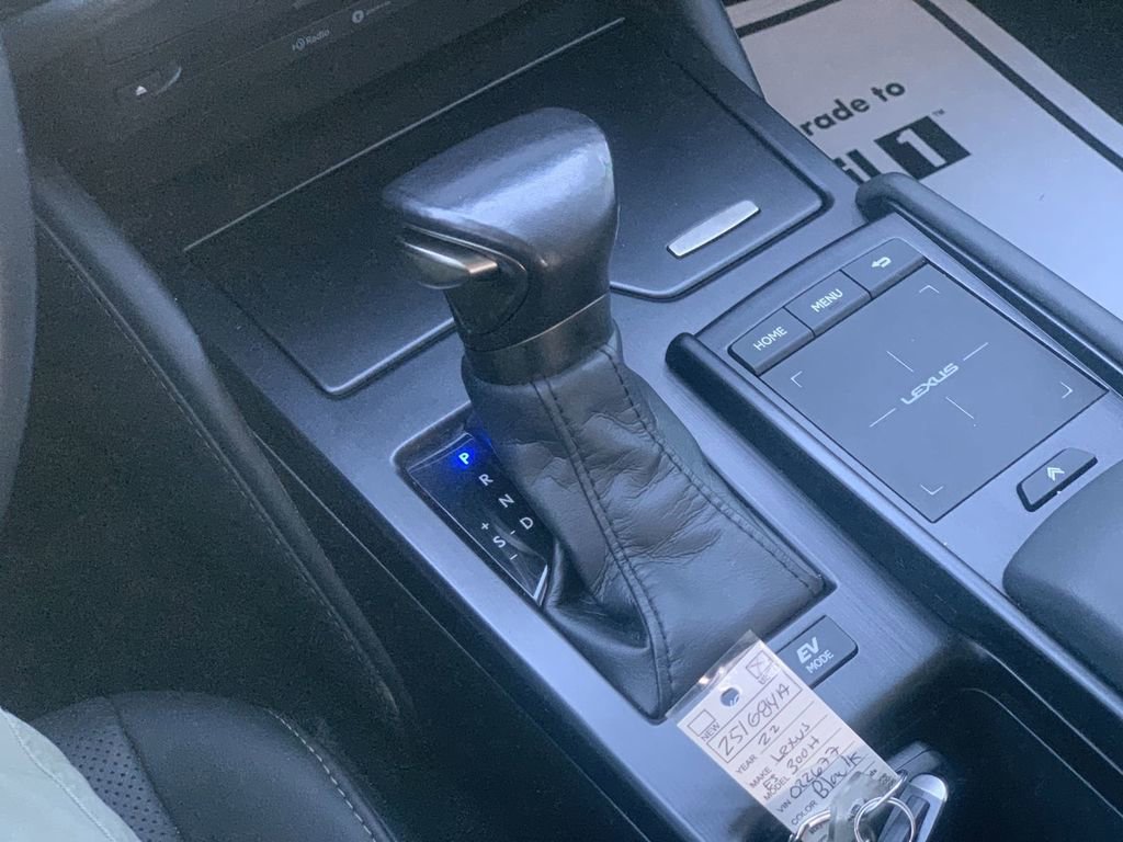 Used 2022 Lexus ES 300h 300h image 13