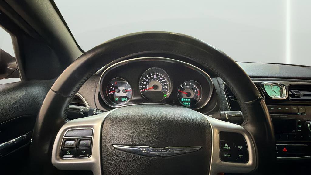Used 2012 Chrysler 200 Touring image 29