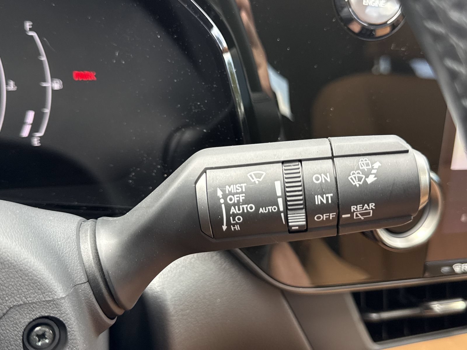 Used 2025 Lexus NX 250 FWD w/ Towing Package (2000 Lbs) image 23