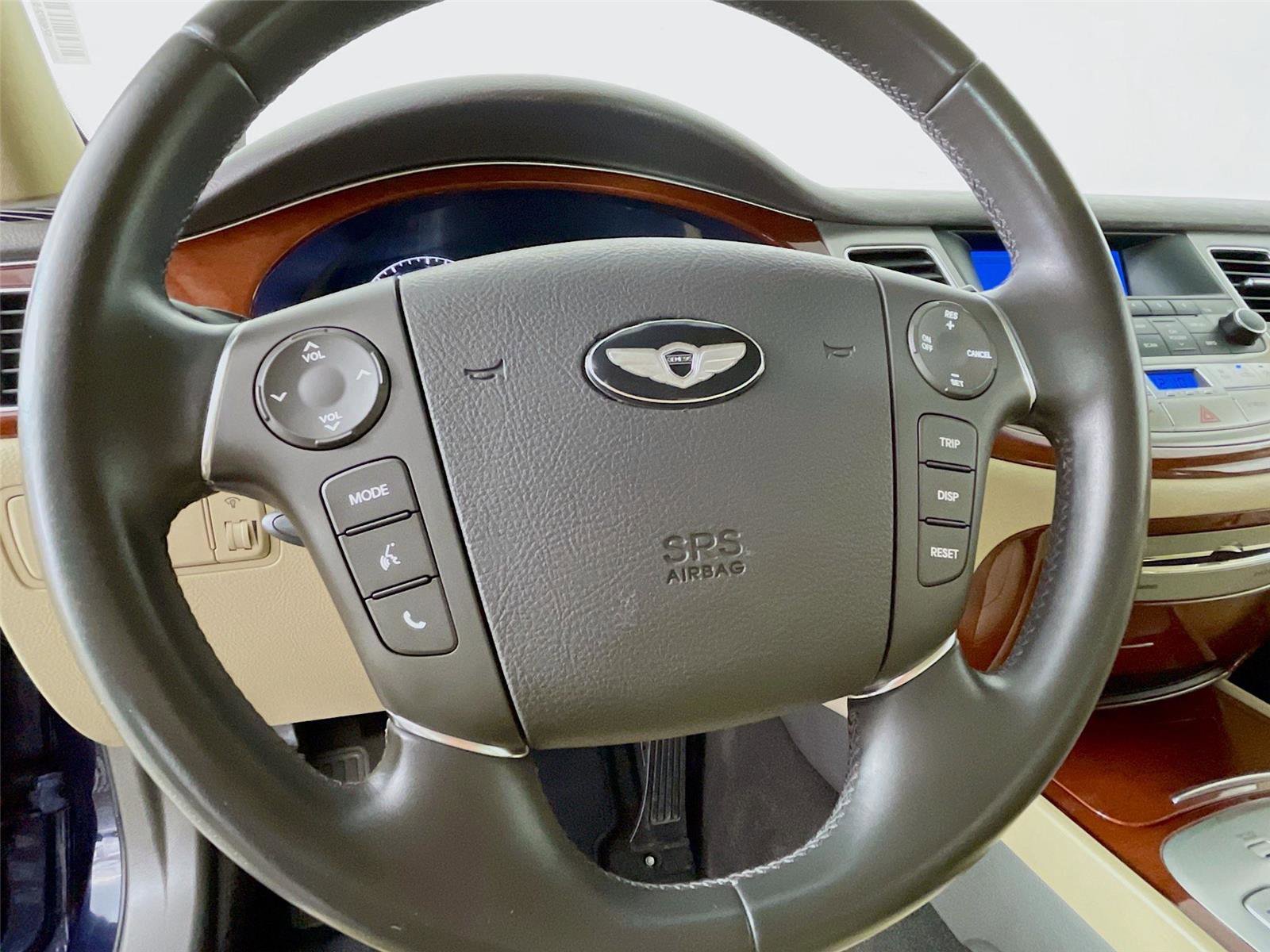 Used 2012 Hyundai Genesis 3.8 image 14