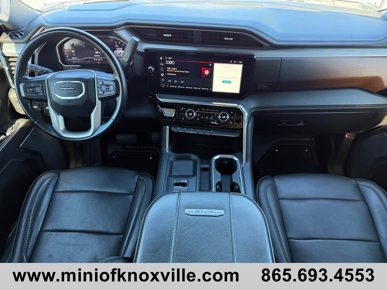 Used 2024 GMC Sierra 3500 Denali w/ Denali Reserve Package AWD/4WD image 24