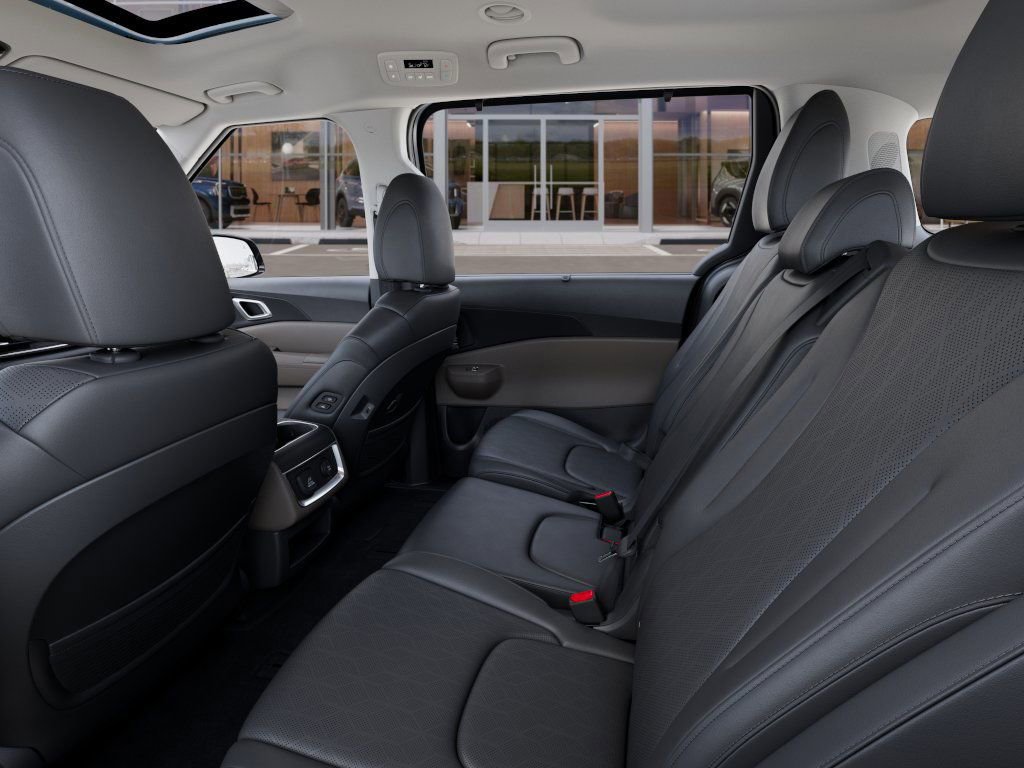 New 2026 Kia Carnival SX image 18