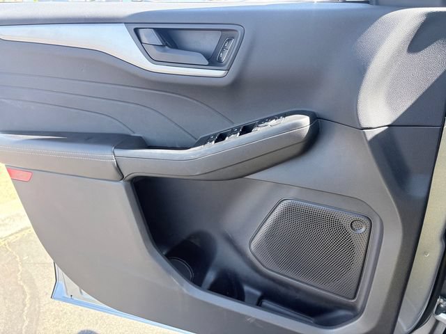 Used 2023 Ford Escape Active w/ Cold Weather Package FWD image 12