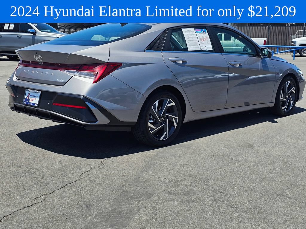 Used 2024 Hyundai Elantra Limited FWD image 7