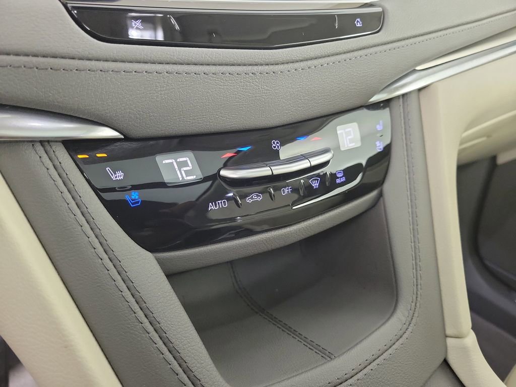 Certified 2023 Cadillac XT5 Premium Luxury w/ Technology Package FWD image 28
