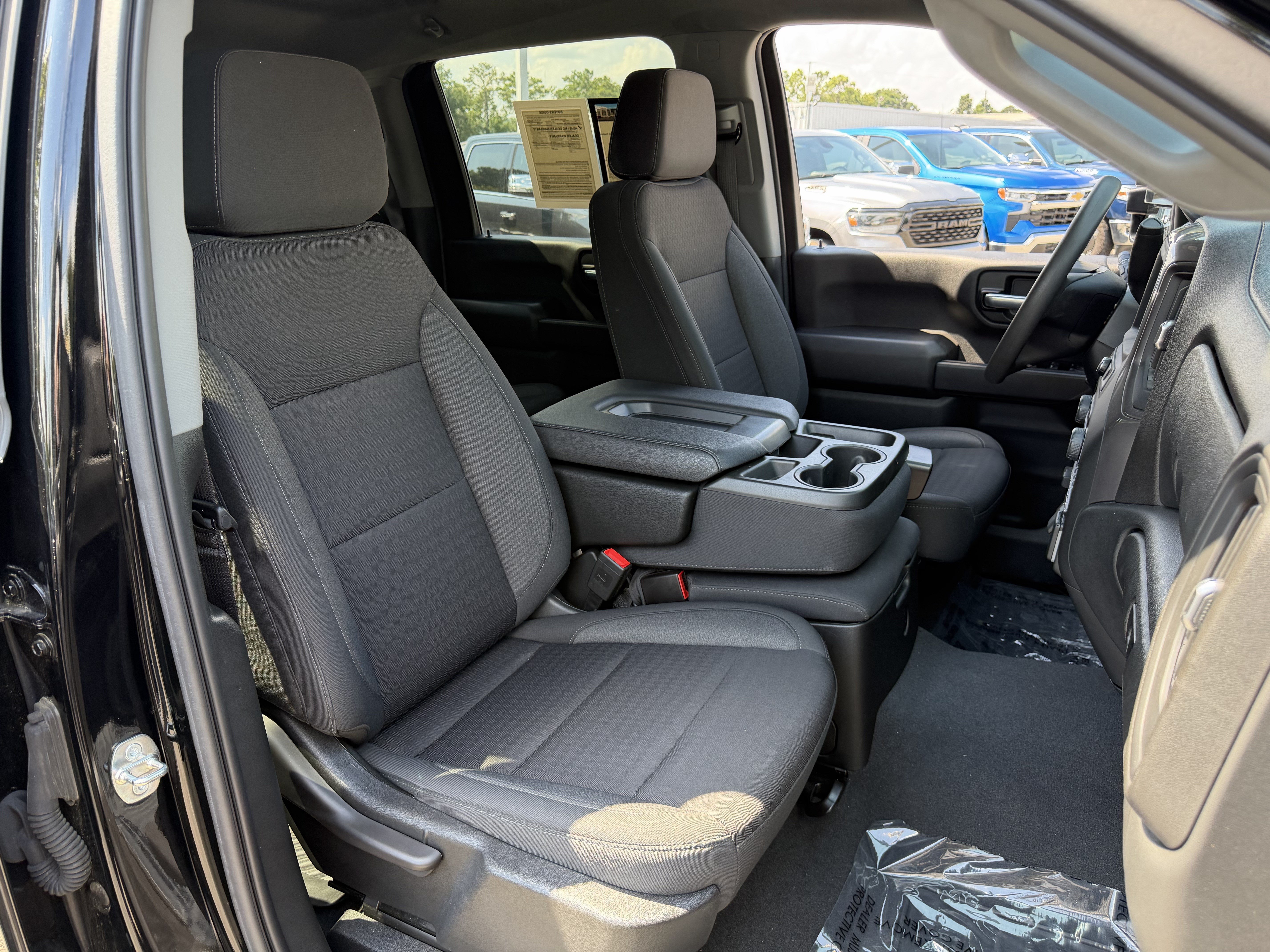 Used 2024 Chevrolet Silverado 2500 Custom w/ Custom Value Package AWD/4WD image 33