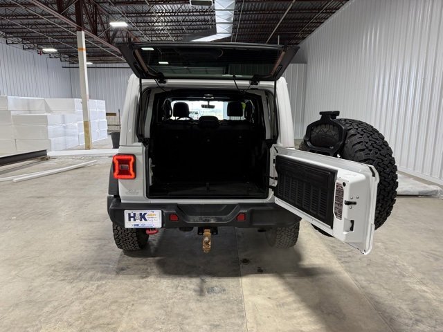Used 2021 Jeep Wrangler Unlimited Rubicon w/ Uconnect 4C Nav & Sound Group image 33