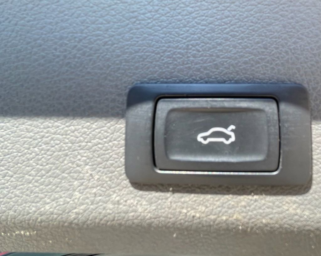 Used 2014 Audi Q7 TDI Premium Plus w/ Premium Plus Package image 14