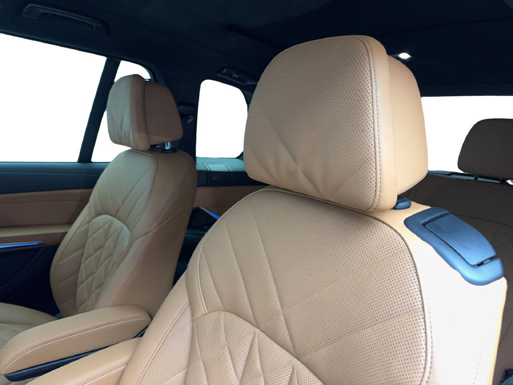 Used 2024 BMW X7 xDrive40i w/ Executive Package AWD/4WD image 37