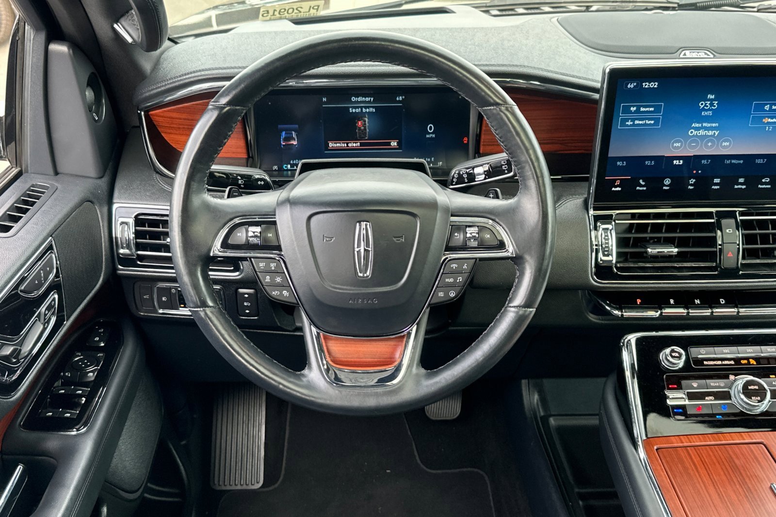 Used 2022 Lincoln Navigator L Reserve image 13