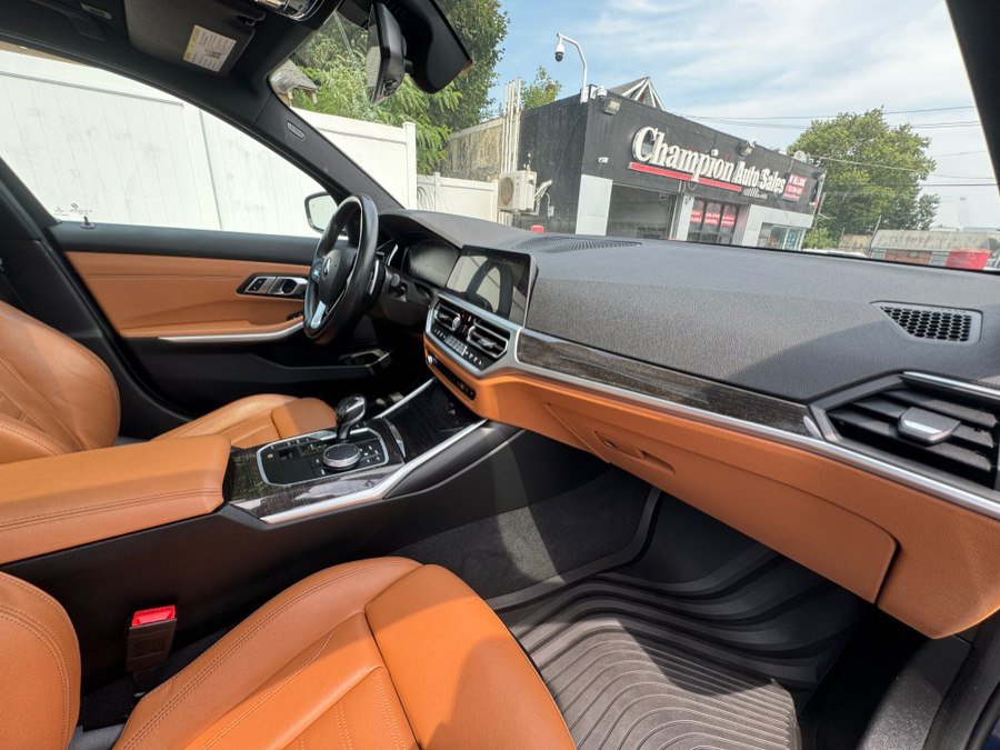 Used 2021 BMW 330i xDrive w/ Driver Assist w/ Premium Package AWD/4WD image 41