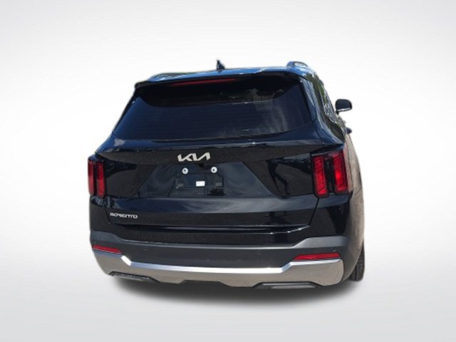 Used 2025 Kia Sorento S w/ Panoramic Sunroof Package FWD image 4