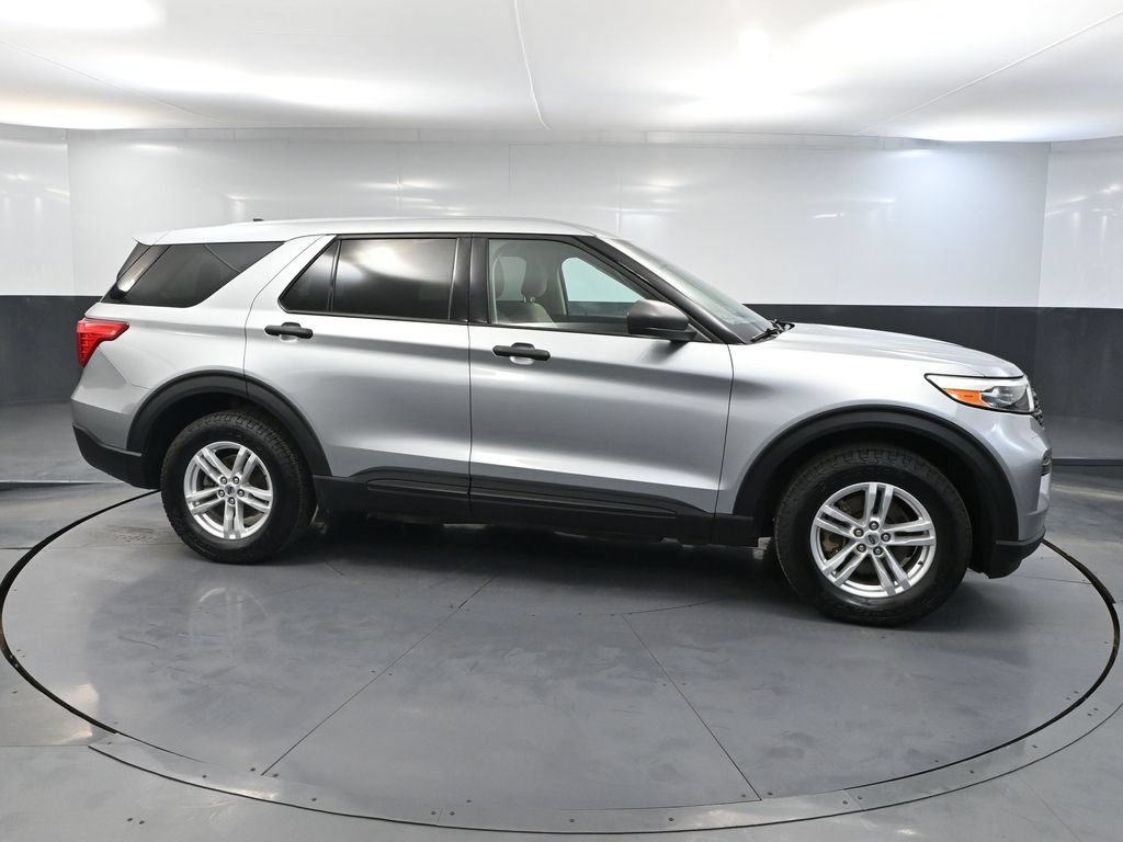 Used 2022 Ford Explorer 4WD image 3