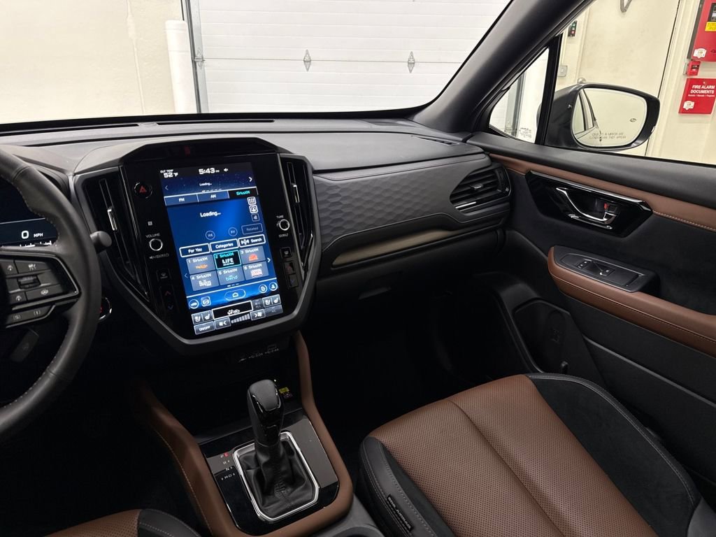 Used 2025 Subaru Forester Touring w/ Touring Package image 15