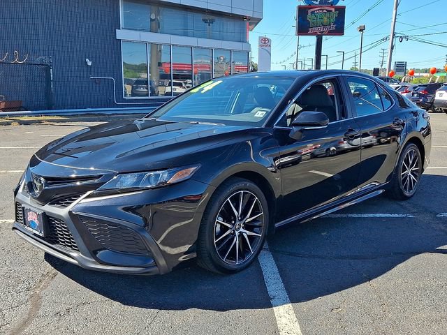 Certified 2024 Toyota Camry SE w/ Cold Weather Package AWD/4WD image 2
