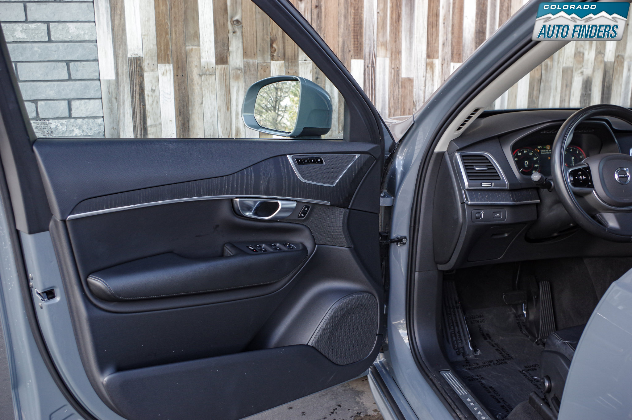 Used 2020 Volvo XC90 T5 Momentum image 10