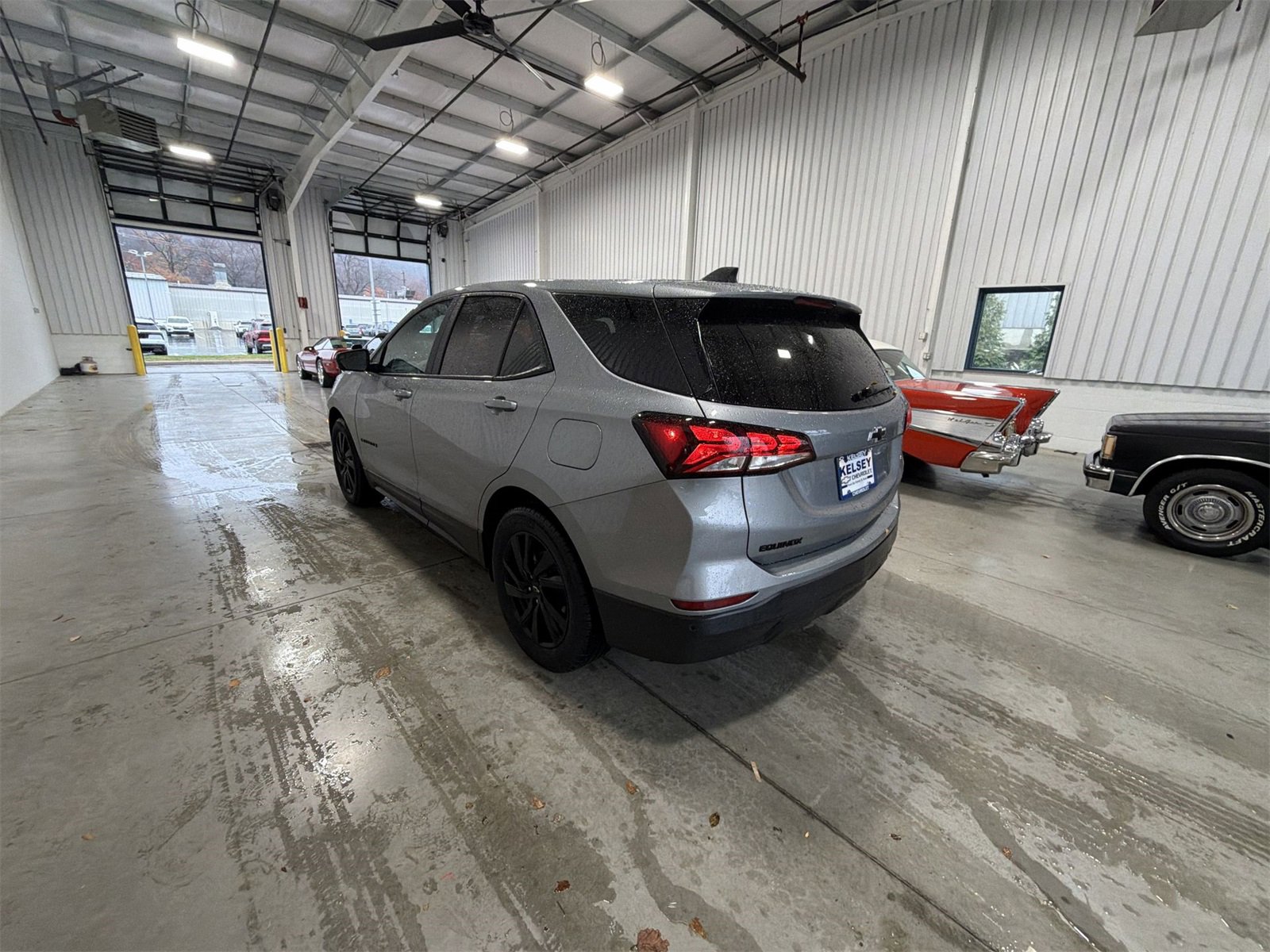 Used 2024 Chevrolet Equinox LS w/ LS Convenience Package image 6