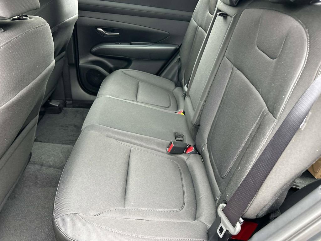 New 2026 Hyundai Tucson Blue SE image 17