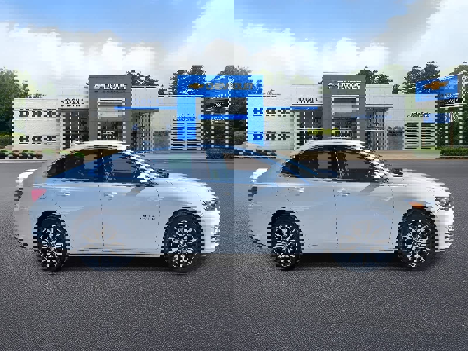 Used 2025 Chevrolet Malibu RS image 3