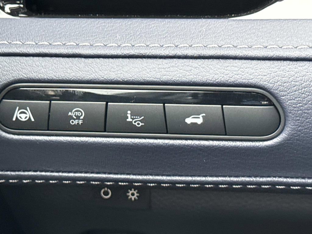 New 2026 INFINITI QX80 SPORT 4D Sport Utility image 13