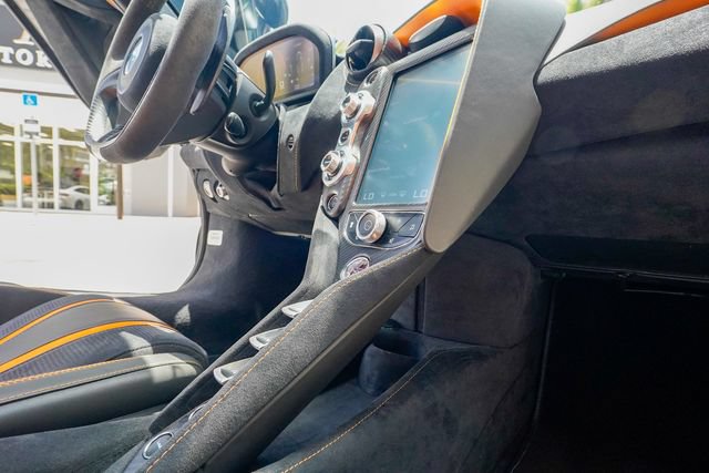 Used 2018 McLaren 720S Performance RWD image 92