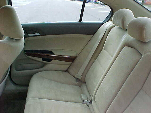 Used 2010 Honda Accord EX image 10