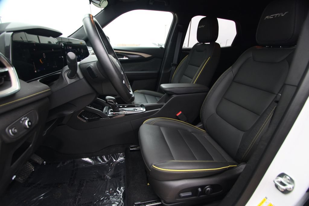Used 2025 Chevrolet TrailBlazer ACTIV FWD image 7