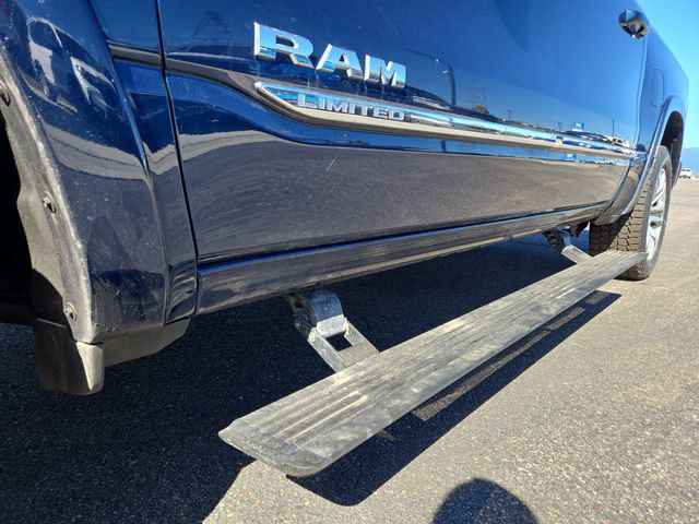 Used 2024 RAM 1500 Limited AWD/4WD image 9
